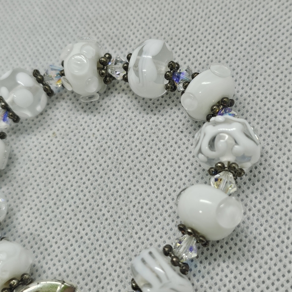 White Lampwork Trollbead Bracelet - Picture 4 of 9